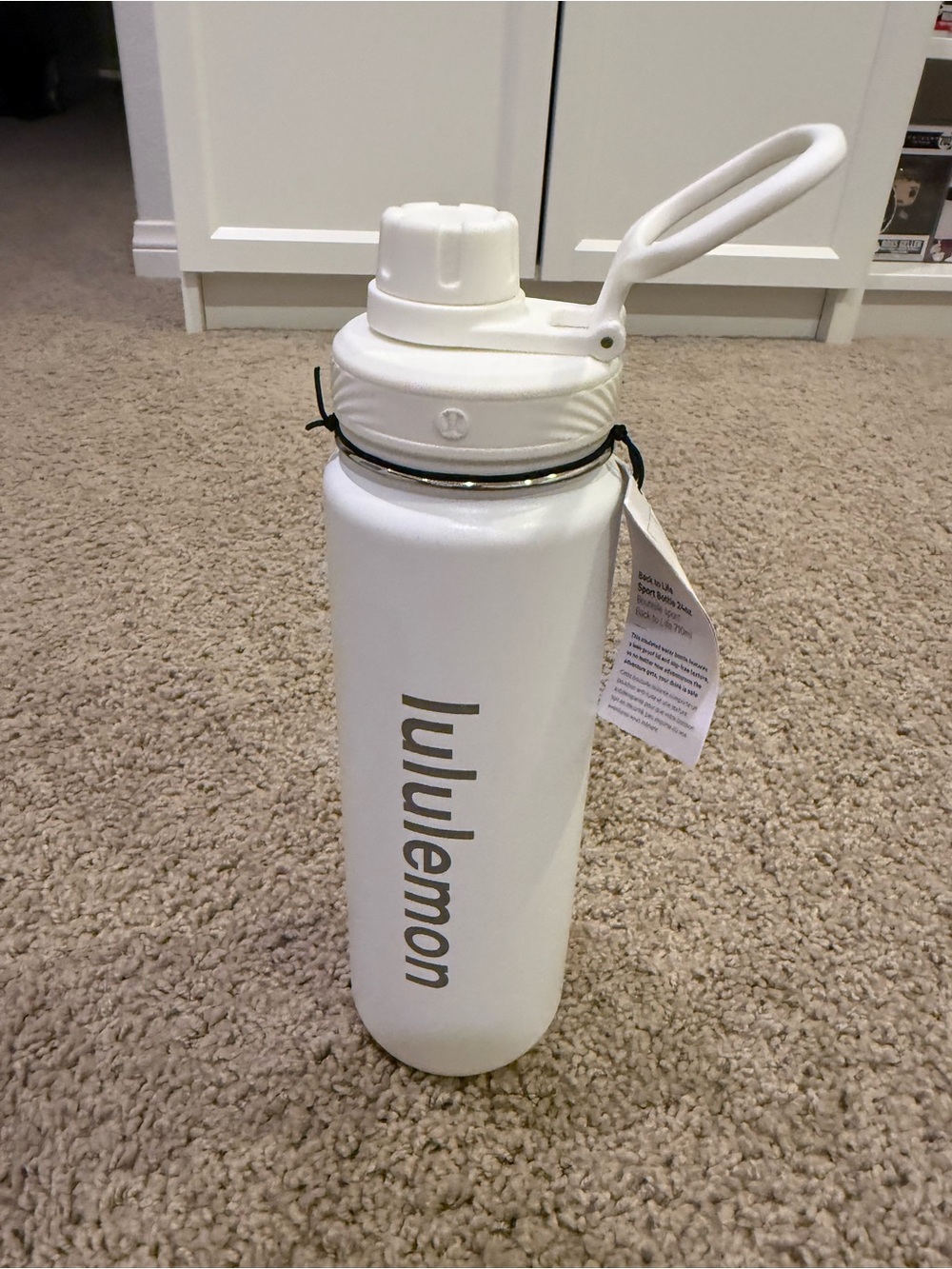 Lululemon water bottle white
